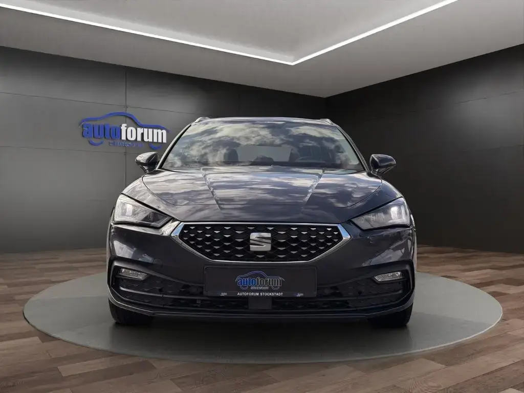Main__Slider__Photo:Seat Leon ST Xcellence DSG°ACC°LED°KAMERA°KEYLESS°SHZ 12/2020-1