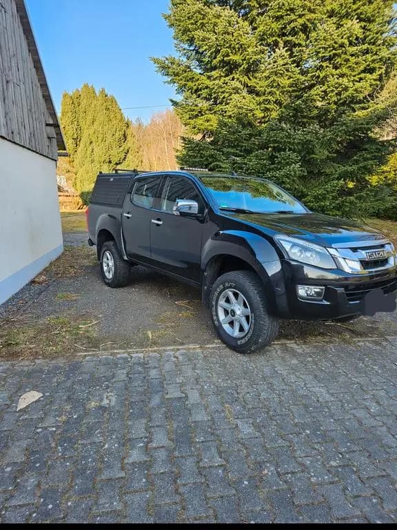 Main__Slider__Photo:Isuzu D-Max 10/2014-0