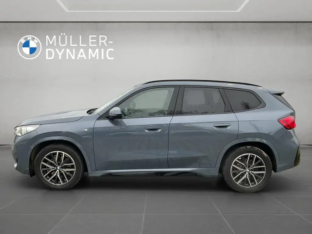 Main__Slider__Photo:BMW X1 xDrive23i M SPORT LED HUD PANO HIFI 360° KAME 02/2023-1