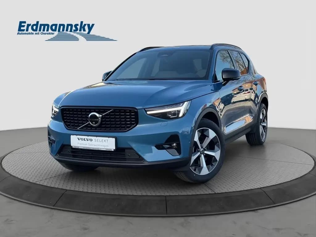 Main__Slider__Photo:Volvo XC40 B3 Plus Dark/Navi/LED/360Kamera/BLIS/19Zoll 04/2025-0