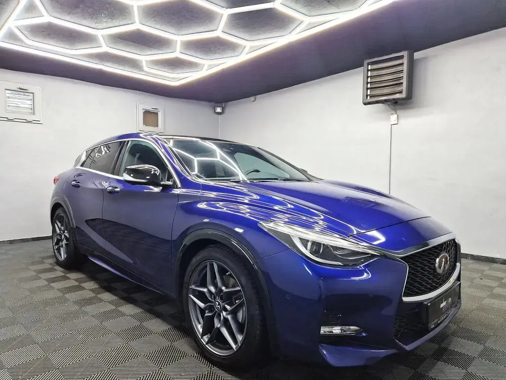 Main__Slider__Photo:Infiniti Q30 S 2.0 Turbo Sport Tech 4WD|AUTOM|LEDER|PANO 12/2019-1