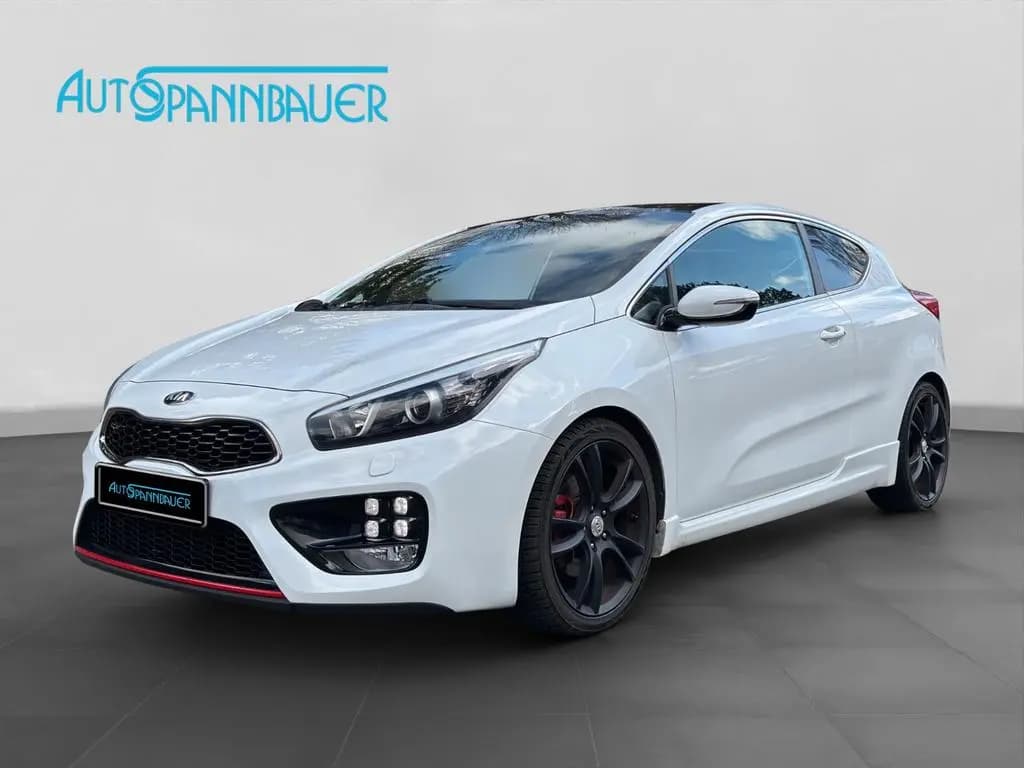 Main__Slider__Photo:Kia Ceed GT-Track 04/2015-0