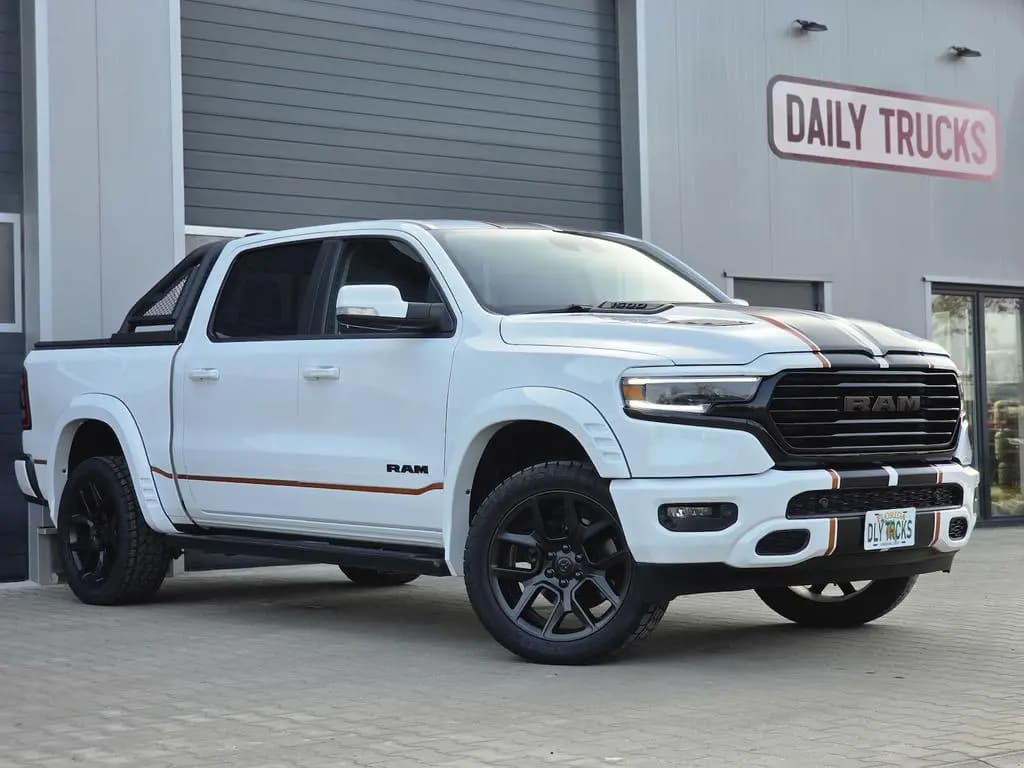 Main__Slider__Photo:Dodge RAM 1500 5.7 4x4 Laramie Memory AHK LED Rollbar 07/2022-0