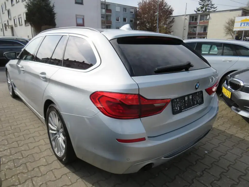 Main__Slider__Photo:BMW 5 Series touring xDrive Sport Line *1.HAND*PANO*AHK 03/2020-1