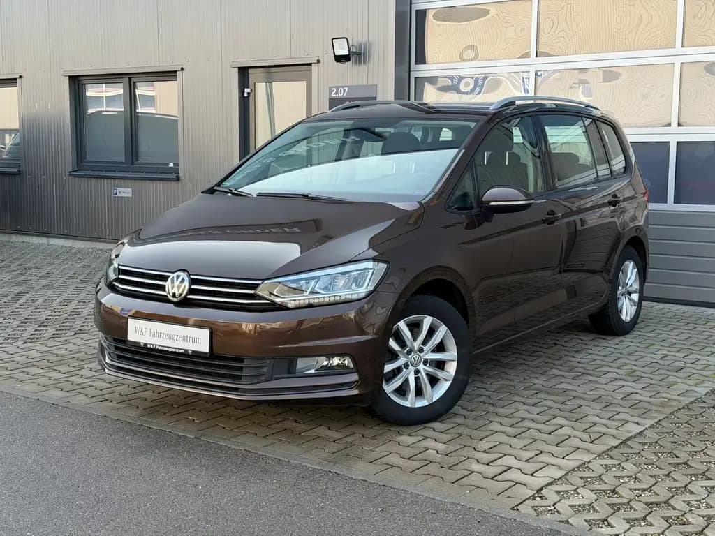 Main__Slider__Photo:Volkswagen Touran Comfortline BMT|LED|ACC|Side|Kamera| 04/2017-0