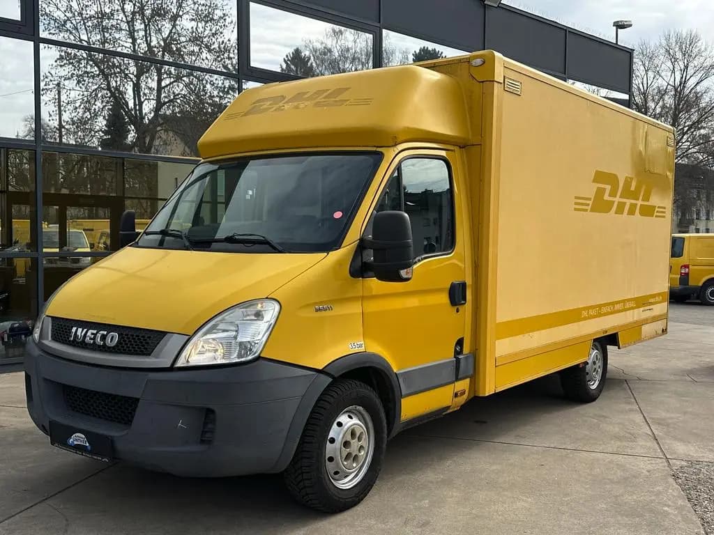 Main__Slider__Photo:Iveco Daily 3,5t*Camper*Foodtruck 09/2011-0
