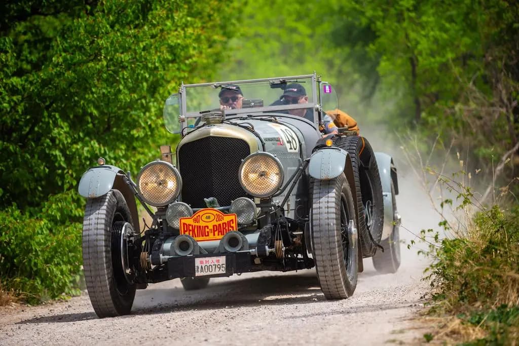 Main__Slider__Photo:Bentley Speed 8 - Racing Green Engineering 01/1949-0