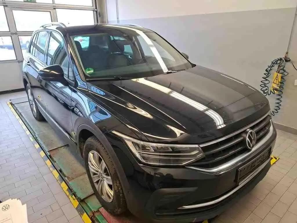 Main__Slider__Photo:Volkswagen Tiguan 1.5 TSI DSG Active DAB+ IQDrive Navi Ease 02/2023-0