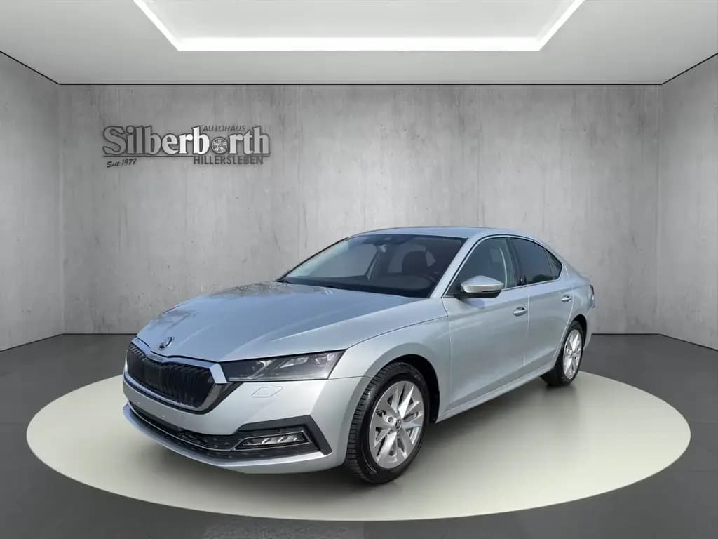 Main__Slider__Photo:Skoda Octavia Lim. Edition 12/2020-0