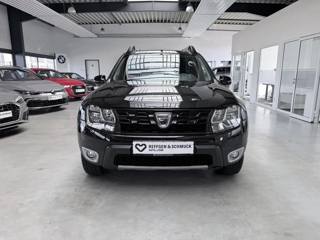 Main__Slider__Photo:Dacia Duster BLACK SHADOW 4X4 KLIMA+NAV+KAMERA+AHK+TÜV 08/2017-0