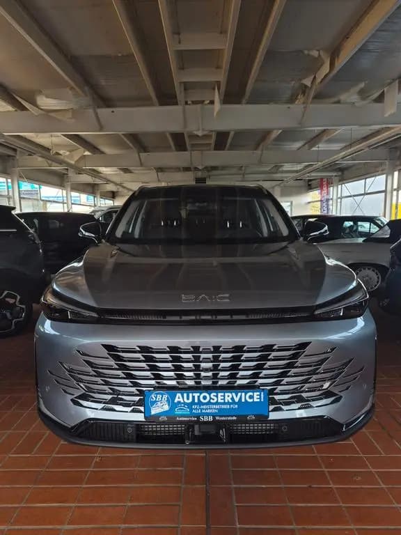 Main__Slider__Photo:BAIC Beijing X75 null-0