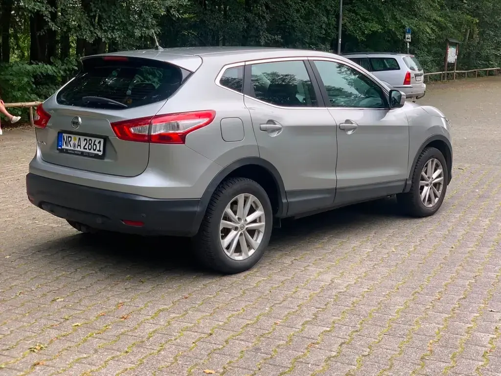Main__Slider__Photo:Nissan Qashqai 1.6 dCi DPF ALL-MODE 4x4 Acenta Acenta 03/2014-1