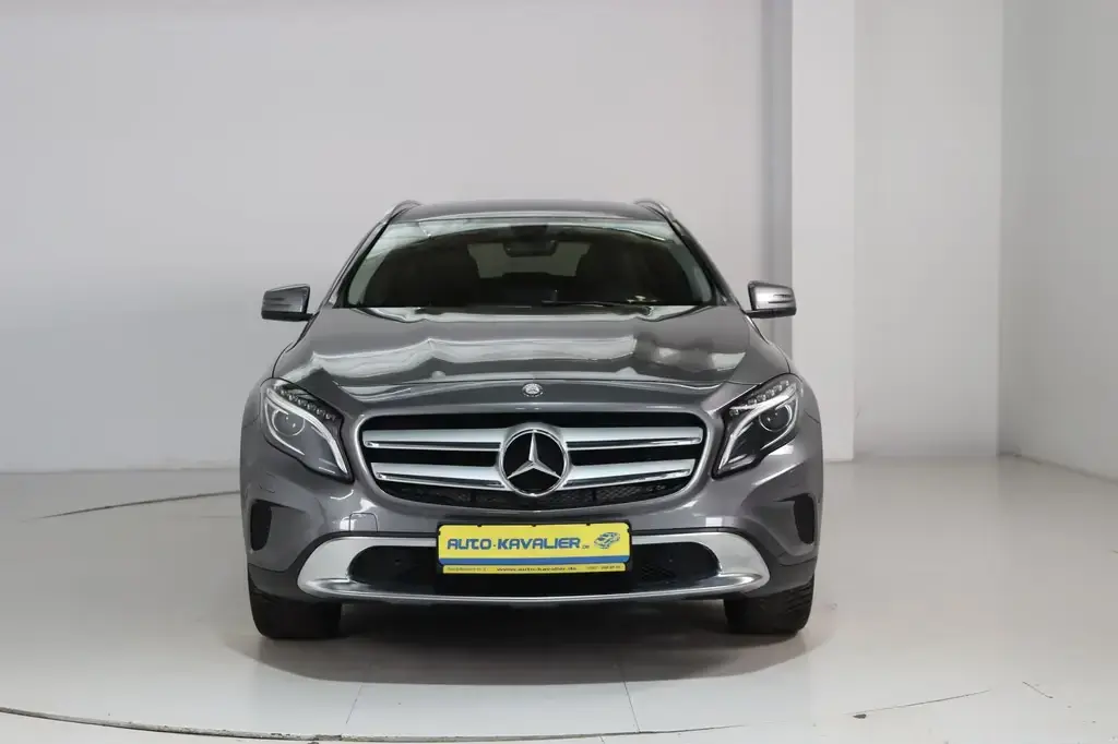 Main__Slider__Photo:Mercedes-Benz GLA 200 Score * Bi- Xenon * Navi * SHZ * 11/2016-1