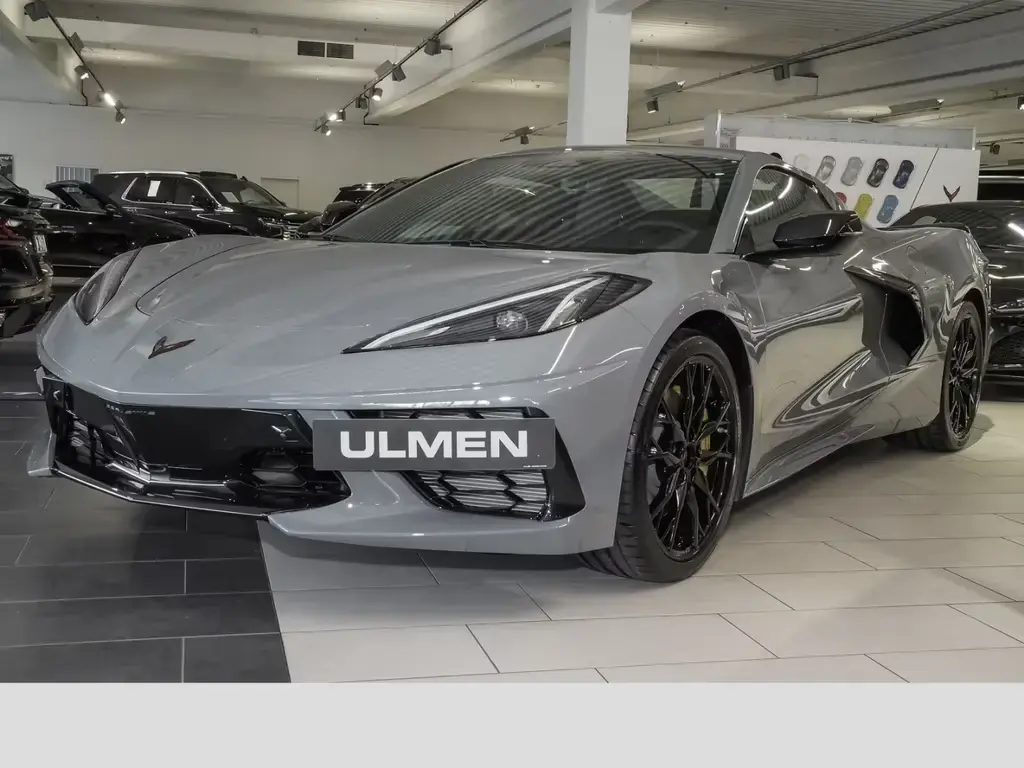 Main__Slider__Photo:Corvette C8 Stingray Cabriolet 3LT Frontlift Vollausstatt 08/2025-1