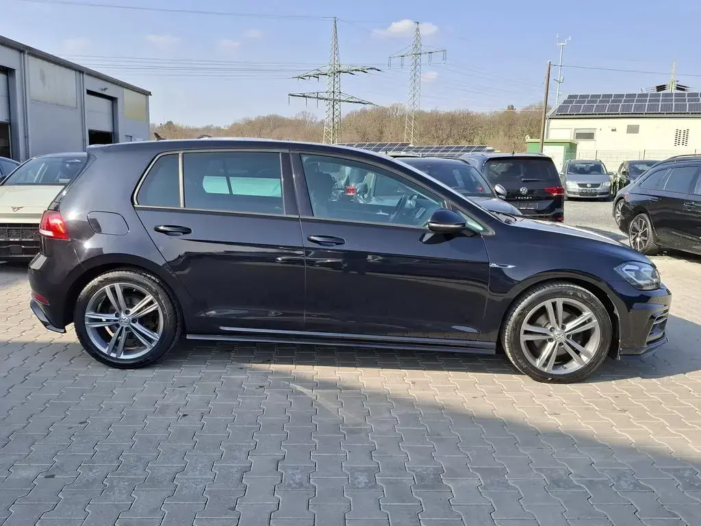 Main__Slider__Photo:Volkswagen Golf 1.4 TSI R-Line Comfortline LED*PDC*TEMP*17" 09/2017-1