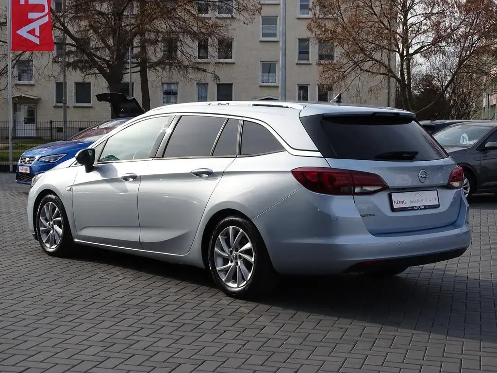 Main__Slider__Photo:Opel Astra K Sports Tourer Business Elegance Navi LED 03/2020-1