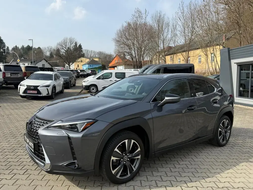 Main__Slider__Photo:Lexus UX 250 h Style.LED.ACC.Kamera. 06/2024-1
