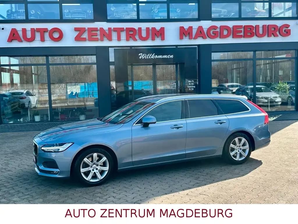 Main__Slider__Photo:Volvo V90 Kombi Momentum AWD *TOTWINKEL*NAVI*AUTOMATIK 12/2017-0