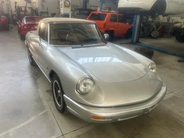 Main__Slider__Photo:Alfa Romeo Alfa ROMEO Spider 2.0i 04/1990-0