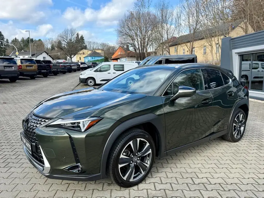 Main__Slider__Photo:Lexus UX 250 h Style.LED.ACC.Kamera. 06/2024-1
