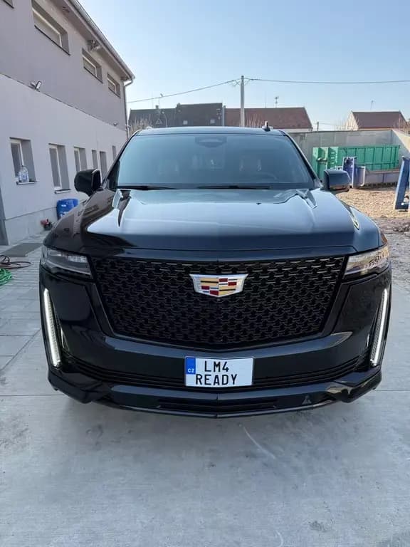 Main__Slider__Photo:Cadillac Escalade 03/2022-0