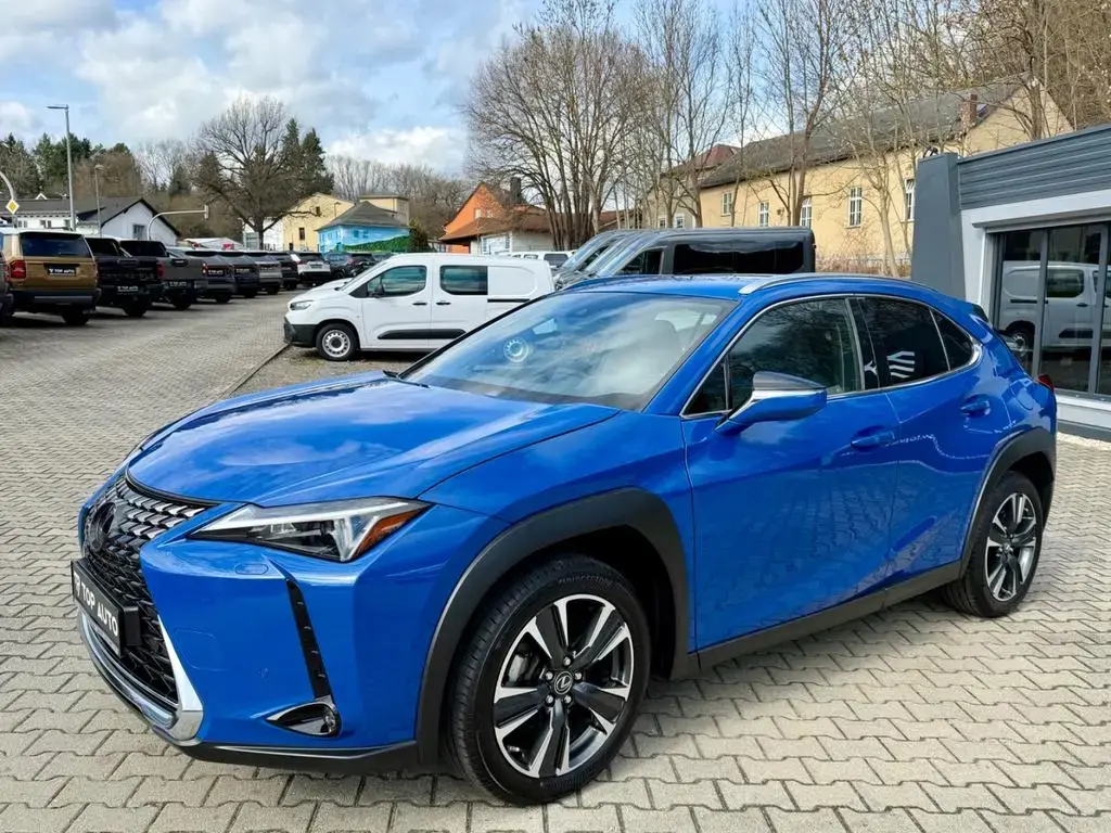 Main__Slider__Photo:Lexus UX 250 h Style.LED.ACC.Kamera. 06/2024-1