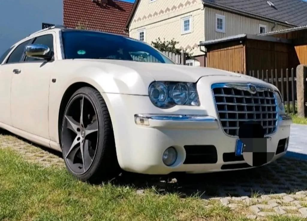 Main__Slider__Photo:Chrysler 300C Touring 3.0 CRD Autom. V6 TÜV NEU! 06/2008-0