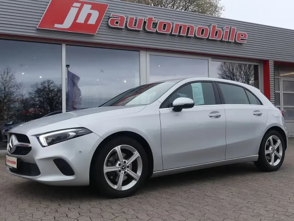 Main__Slider__Photo:Mercedes-Benz A 200 Automatik Navi*LED*SHZ*PDC*ab 299€ 10/2018-0