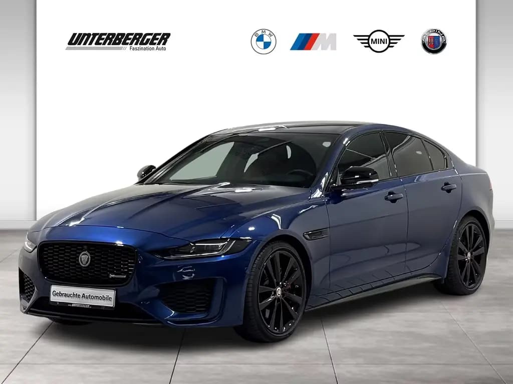 Main__Slider__Photo:Jaguar XE R-DYNAMIC BLACK P250 01/2023-0