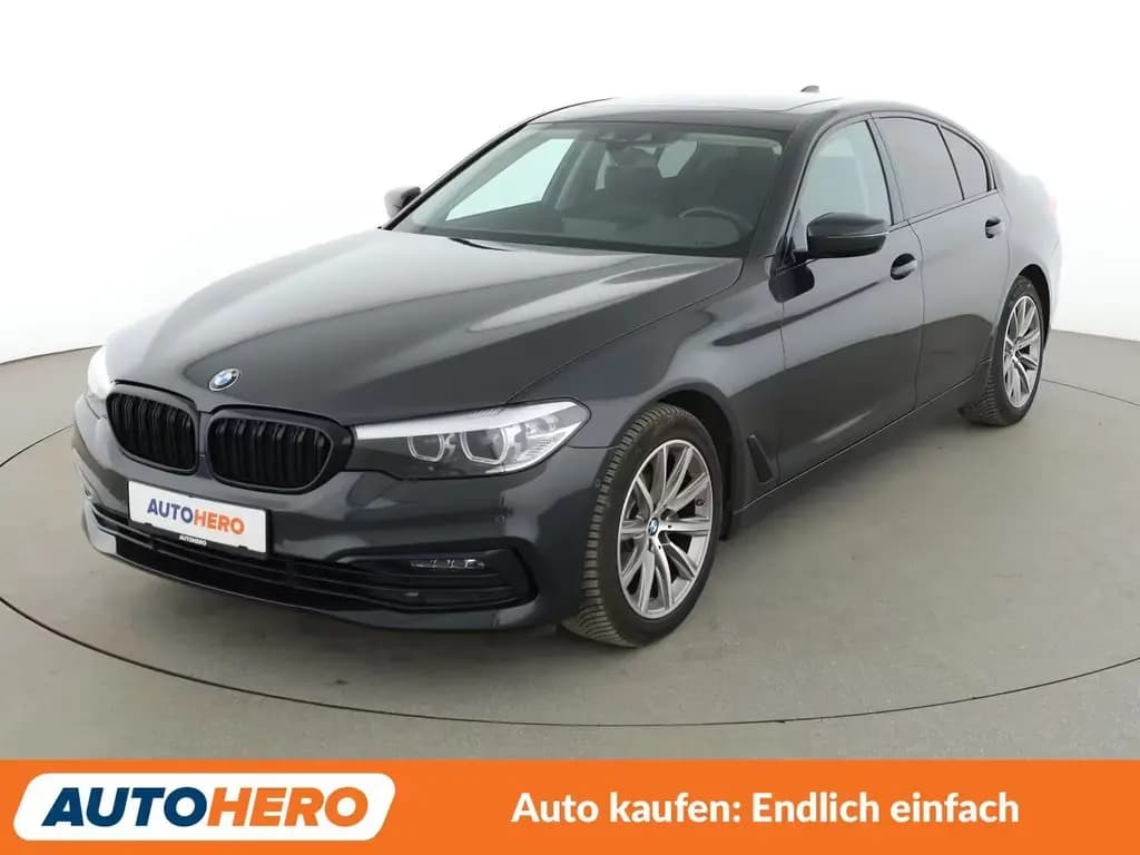 Main__Slider__Photo:BMW 5 Series 520i Sport Line Aut.*NAVI*LED*TEMPO*CAM*PDC*SHZ* 09/2018-0