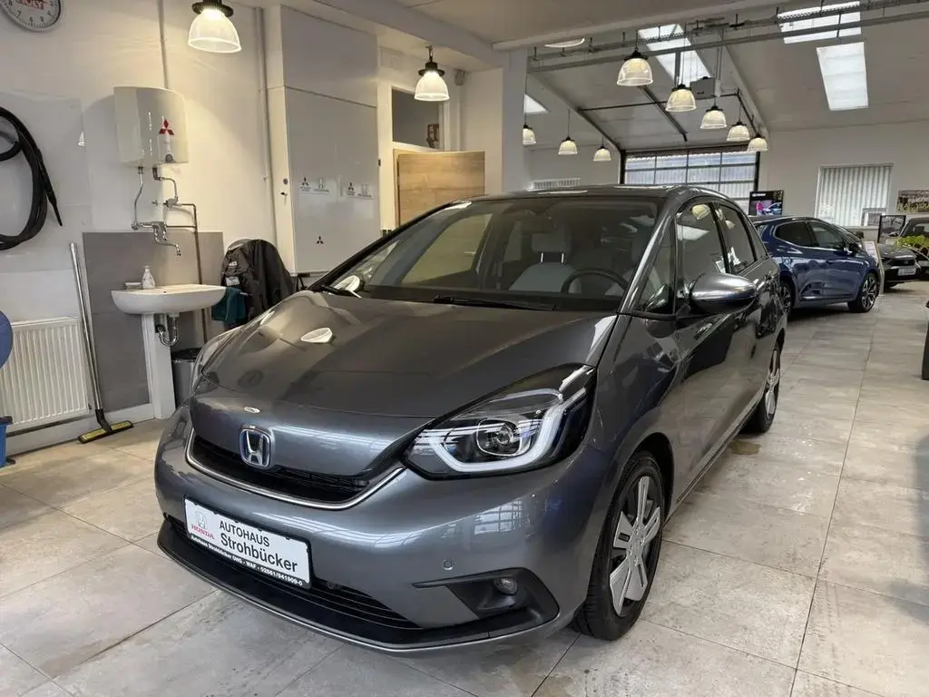 Main__Slider__Photo:Honda Jazz 1.5 i-MMD Hybrid e-CVT Executive 11/2021-1