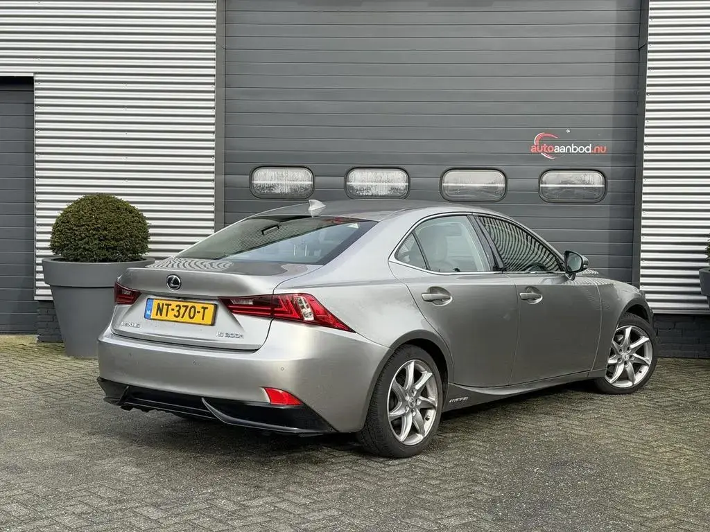 Main__Slider__Photo:Lexus IS 300 300h Business Line Pro | navi | kamera | 04/2017-1