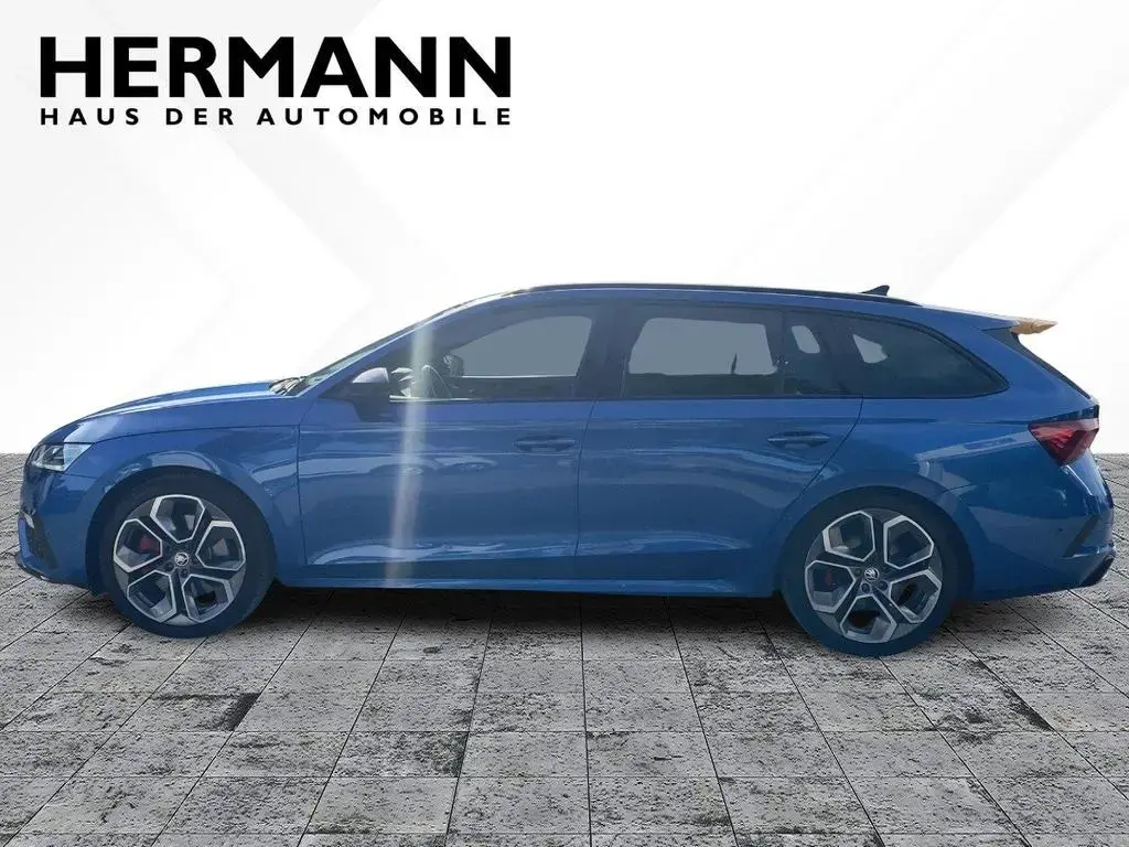 Main__Slider__Photo:Skoda Octavia Combi 2.0 TSI RS First Edition AHK*CAM 03/2021-1