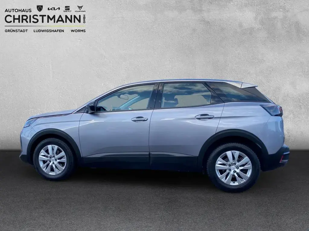 Main__Slider__Photo:Peugeot 3008 Active Pack 1.2 PureTech 130 EAT8 EU6d dig 06/2022-1