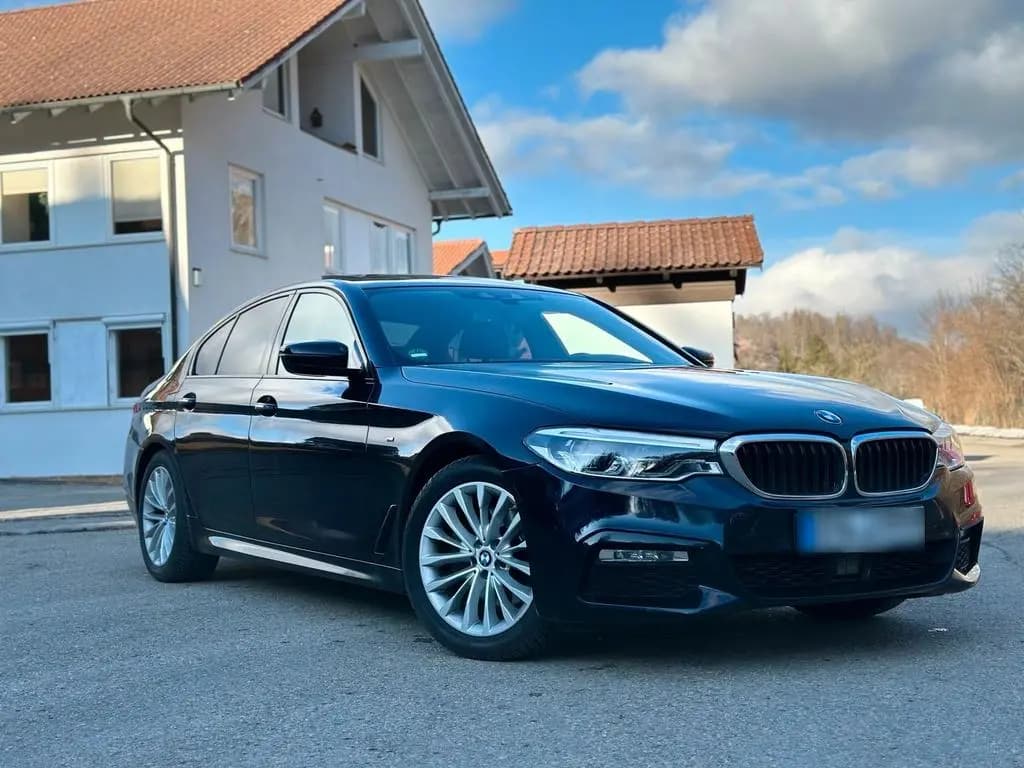 Main__Slider__Photo:BMW 5 Series 520d xDrive M-Paket | Garantie bis 08/... 11/2017-0