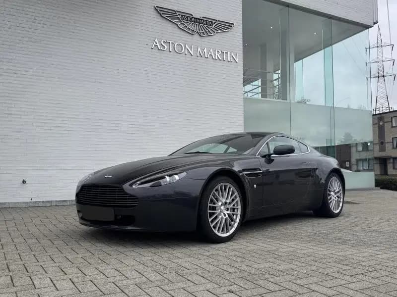 Main__Slider__Photo:Aston Martin V8 Vantage 4.7l Manual 07/2009-0