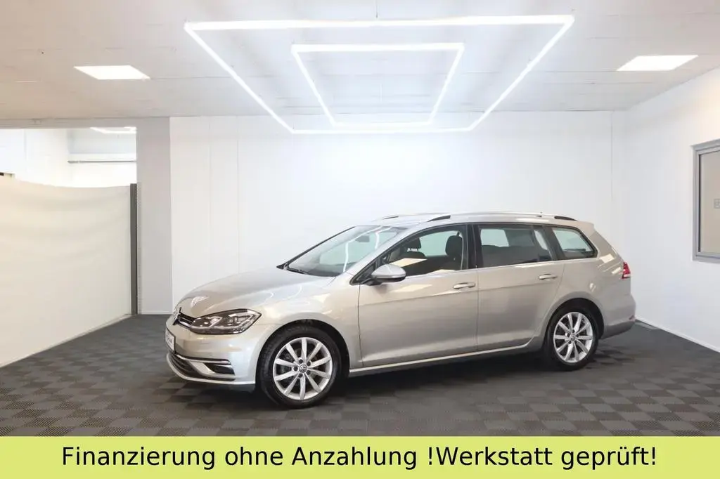 Main__Slider__Photo:Volkswagen Golf VII Variant Highline *NAVI*CAM*DIGITAL*AHK 03/2017-1