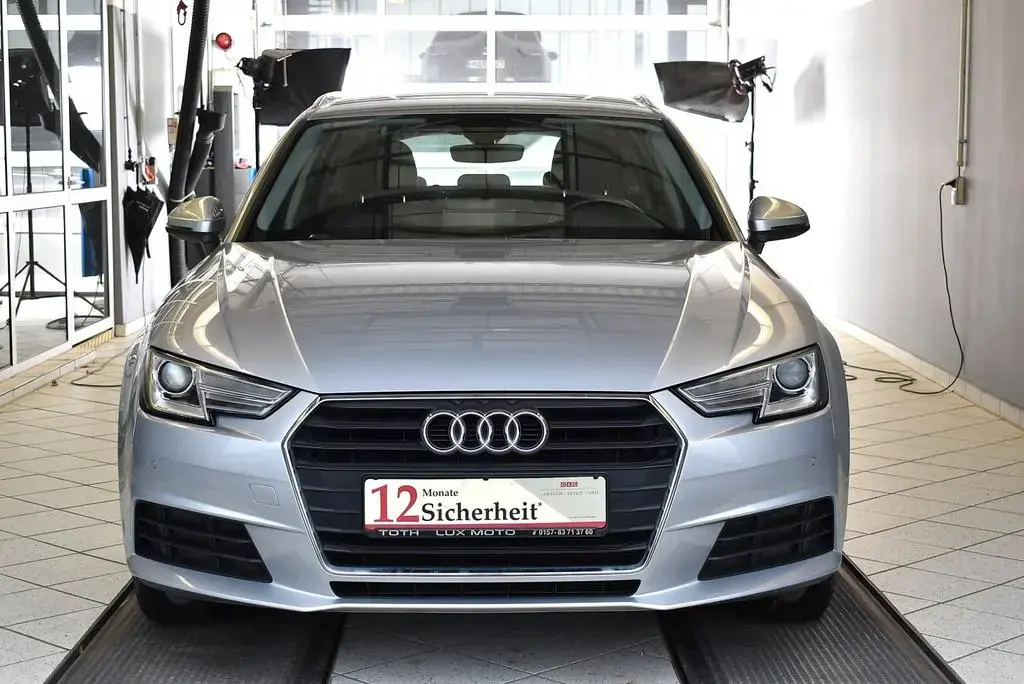 Main__Slider__Photo:Audi A4 35TDI Avant S-Tronic*Xenon Plus*SHZ*PDC*Navi 08/2019-1