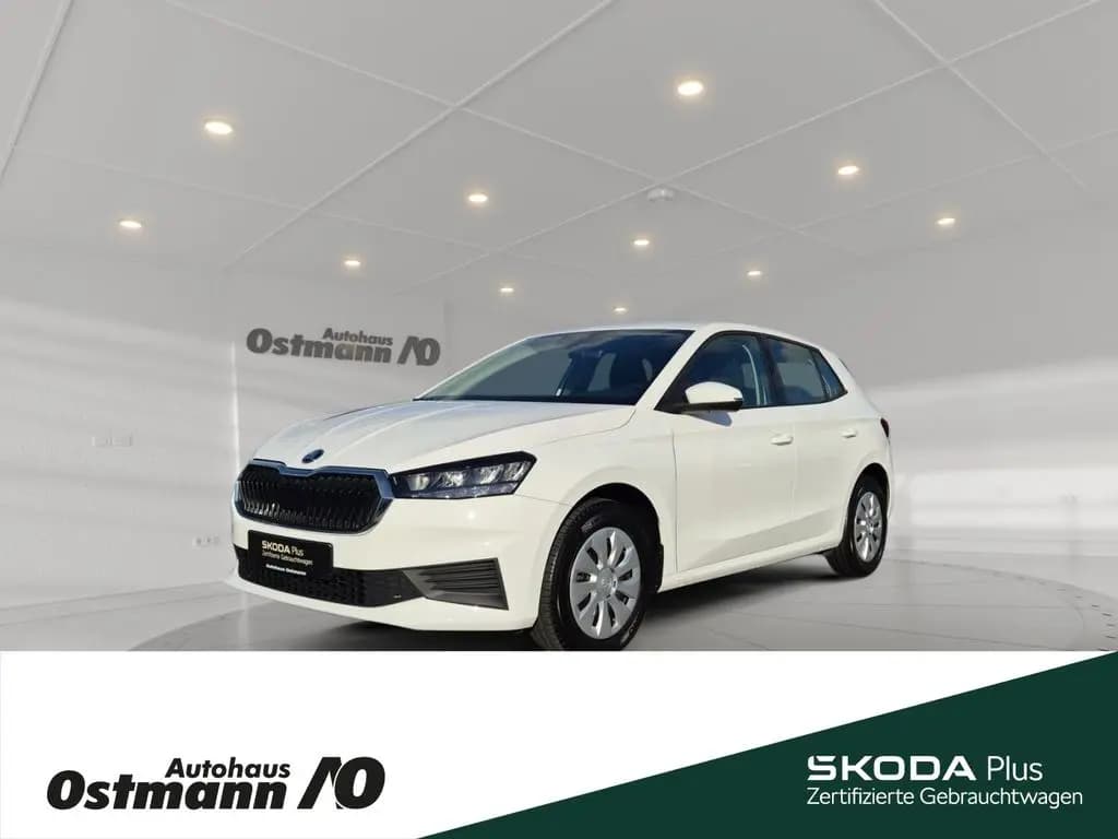 Main__Slider__Photo:Skoda Fabia Ambition 81kw TSI DSG *Navi*Einparkhilfe* 01/2023-0