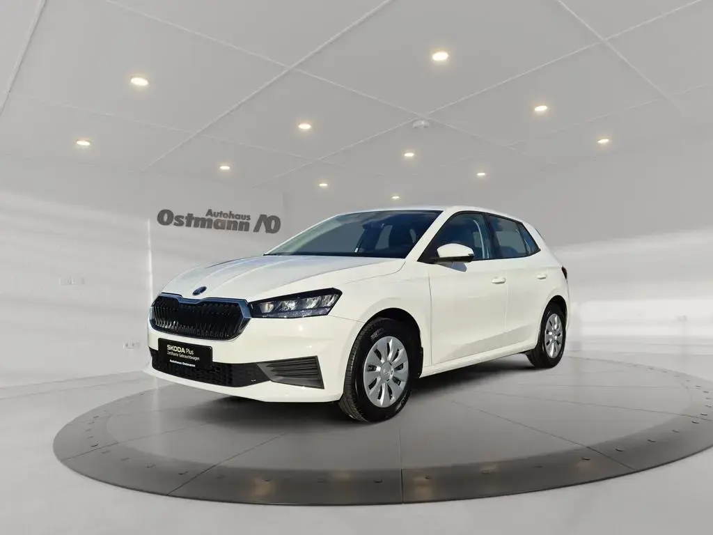 Main__Slider__Photo:Skoda Fabia Ambition 81kw TSI DSG *Navi*Einparkhilfe* 01/2023-1