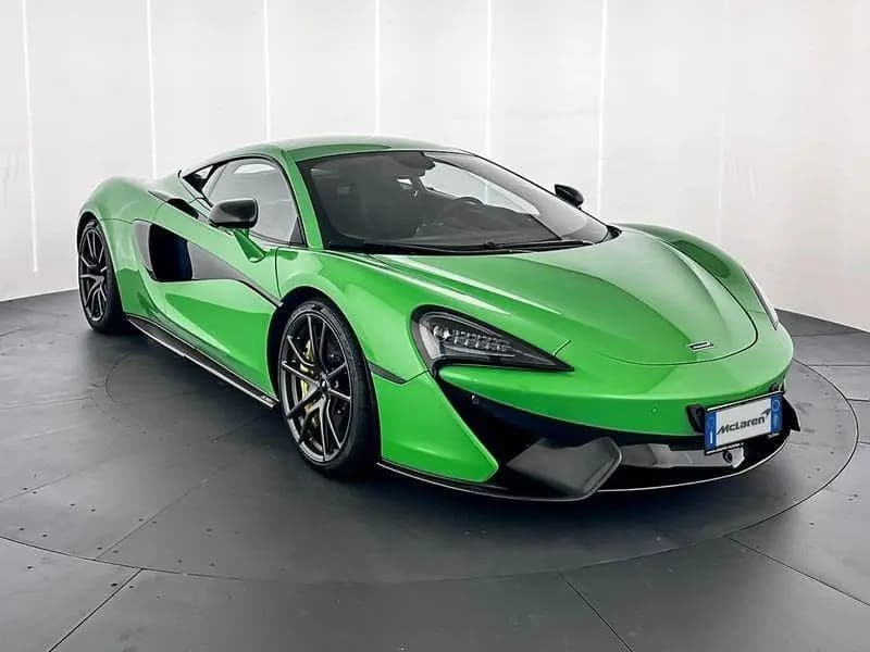 Main__Slider__Photo:McLaren 570S Coupe - McLaren Milano 03/2019-0