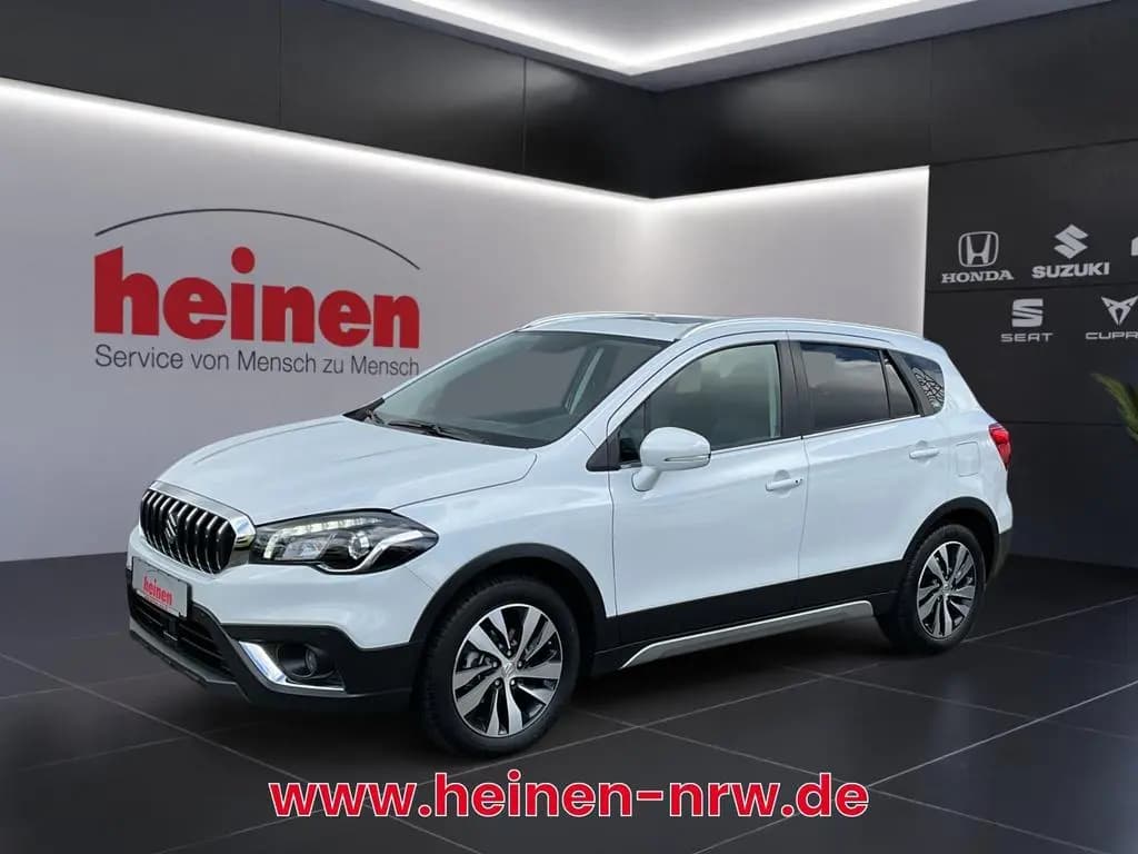 Main__Slider__Photo:Suzuki (SX4) S-Cross SX4 S-Cross 1.4 Comfort+ Allgrip NAVI LED PANO 10/2021-0