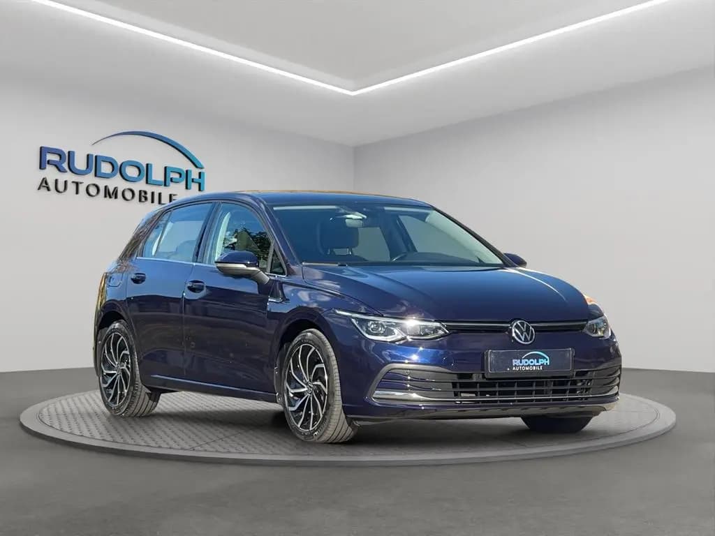 Main__Slider__Photo:Volkswagen Golf 1,5 eTSI AUTOM PANORA ACC SCHECKHE GARANTIE 03/2020-0