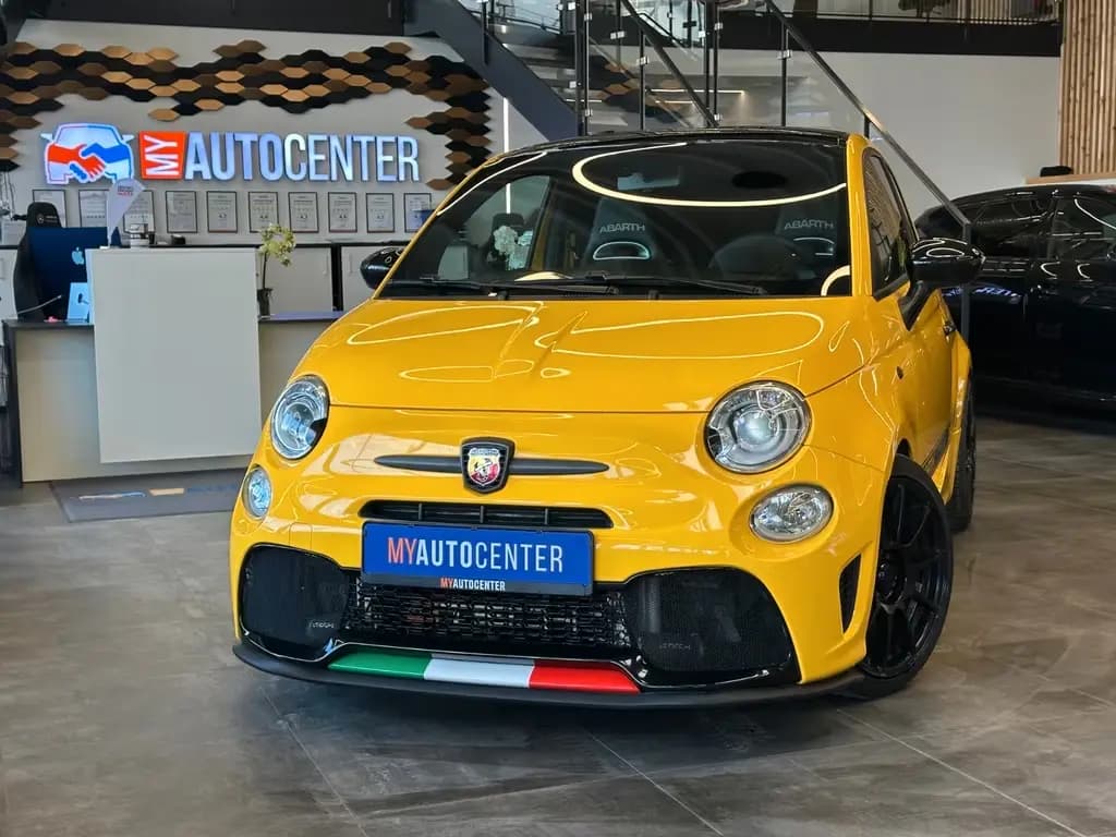 Main__Slider__Photo:Abarth 595 Competizione *XENON*SPORTSITZE*CARPLAY*DAB* 02/2020-0
