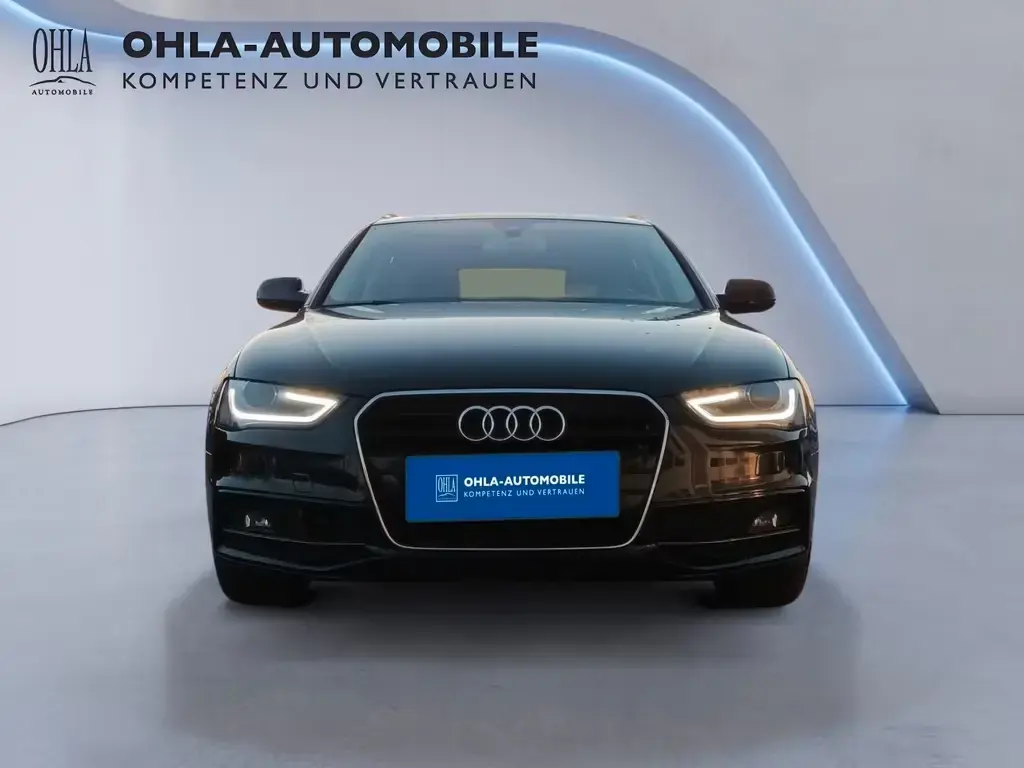 Main__Slider__Photo:Audi A4 Avant Attraction 1.8 TFSI Avant*ACC*AHK*LE... 03/2015-1