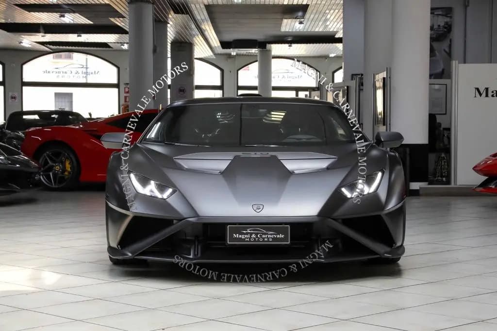 Main__Slider__Photo:Lamborghini Huracán STO - Lift - Camera 10/2021-0