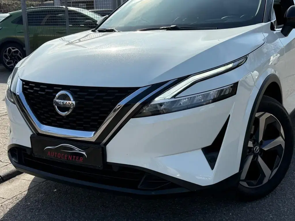 Main__Slider__Photo:Nissan Qashqai 1.3DIG-T MHEV Xtronic Premiere/AHK/1HAND 11/2021-1