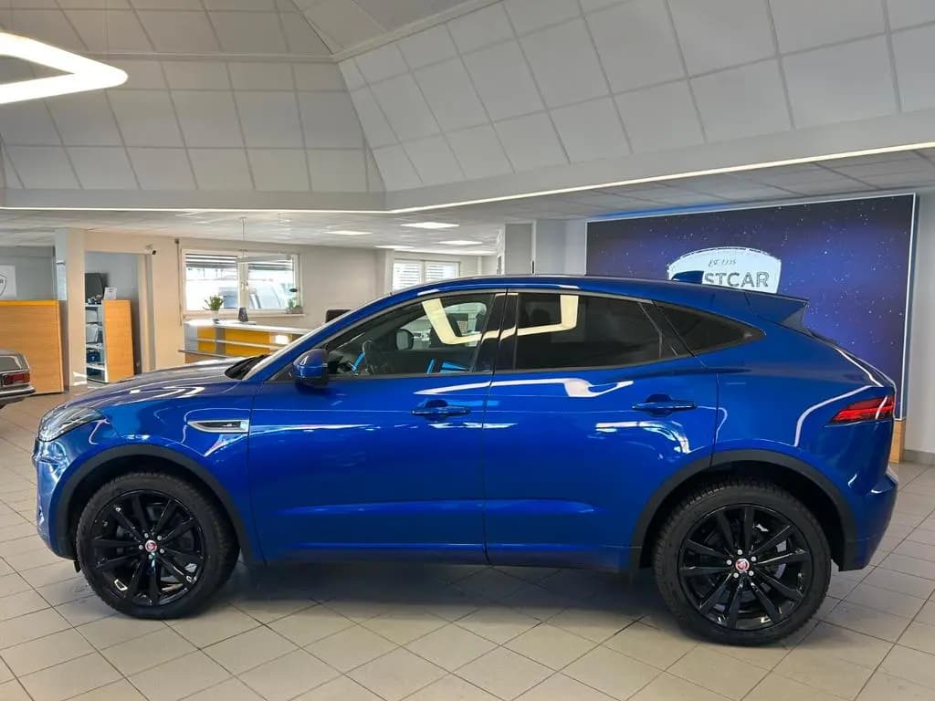 Main__Slider__Photo:Jaguar E-Pace E-PACE R-Dynamic S AWD LED 05/2020-0