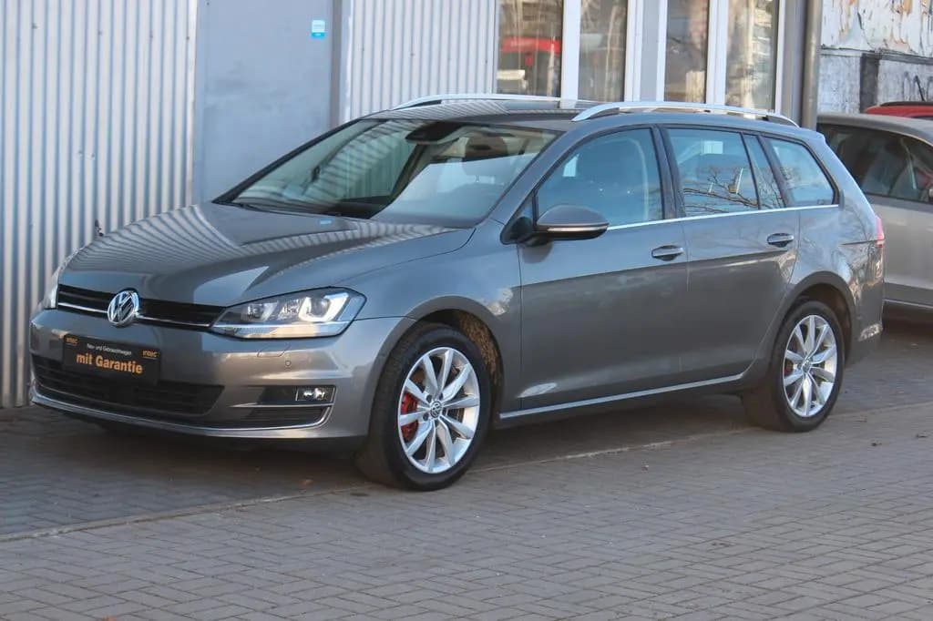 Main__Slider__Photo:Volkswagen Golf VII Variant Highline 2.0 TDI DSG+Navi+Kamer 12/2016-0
