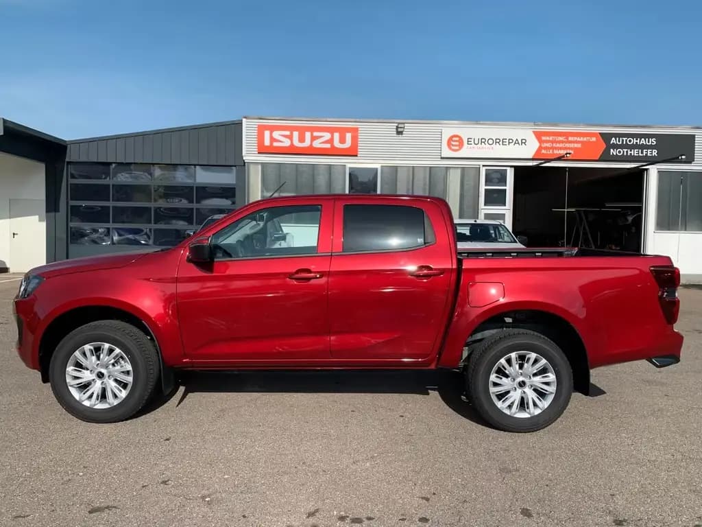 Main__Slider__Photo:Isuzu D-Max Double Cab 4WD LS null-0